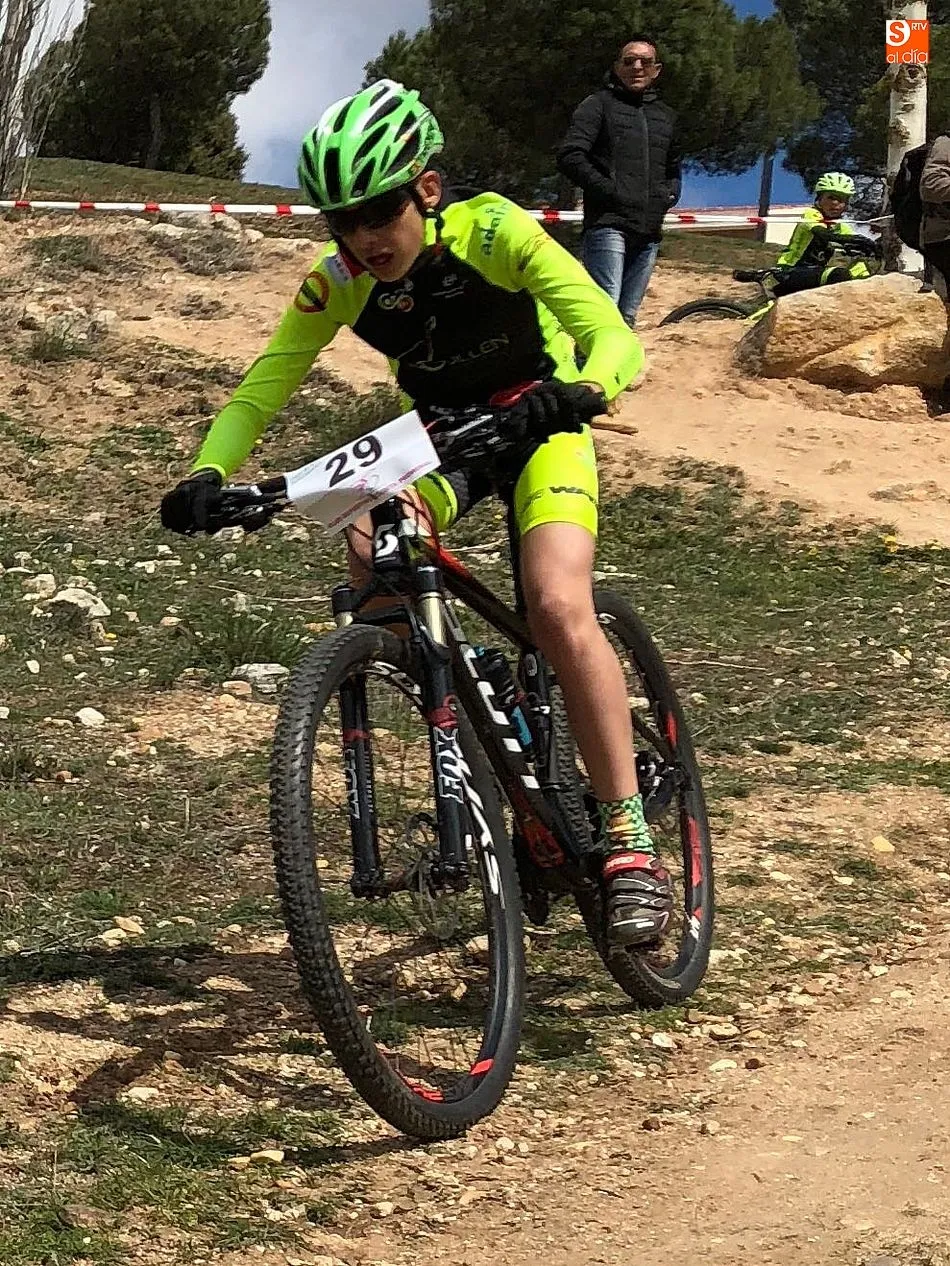 Foto 8 - Rodrigo Hern&aacute;ndez suma un podio m&aacute;s en una buena actuaci&oacute;n de la Escuela Bejarana de BTT