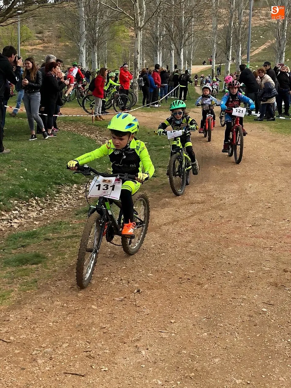 Foto 3 - Rodrigo Hern&aacute;ndez suma un podio m&aacute;s en una buena actuaci&oacute;n de la Escuela Bejarana de BTT