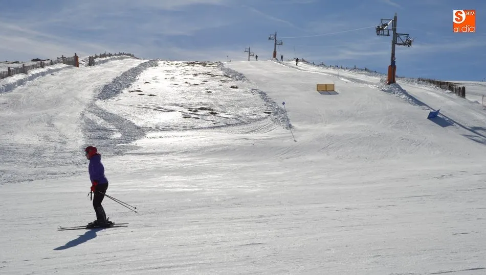 Remonte del Canchal Negro en la estación de esquí La Covatilla