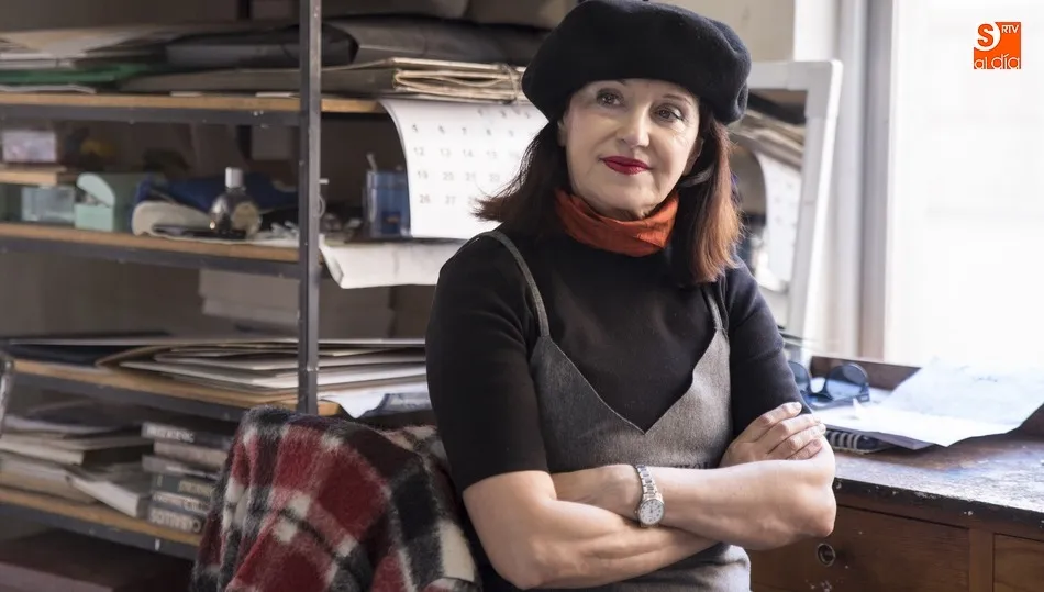 La escultora y pintora, Salud Parada Morollón, en la entrevista para SALAMANCARTVALDIA / Fotografías: Carmen Borrego