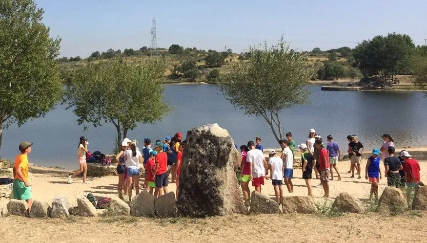 Imagen con la cual la Junta promociona los Campamentos de este año