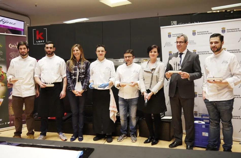 Foto 4 - Destacados chefs salmantinos se exhiben en el V Show Cooking de El Tormes