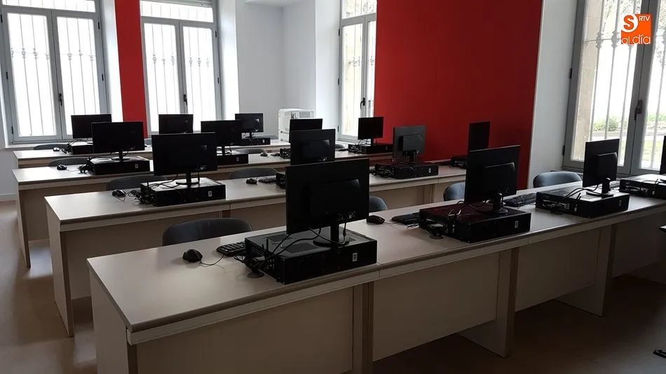 Una de las aulas de formación en el nuevo centro Padre Basabe