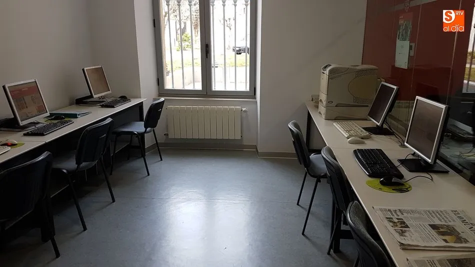 Foto 5 - C&aacute;ritas reunifica sus servicios de formaci&oacute;n y empleo en el renovado centro Padre Basabe