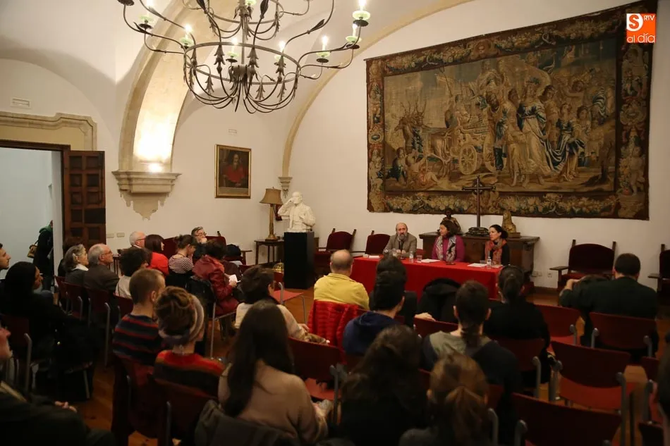 Foto 4 - La filosof&iacute;a a debate con Unamuno de fondo a trav&eacute;s de la conferencia de Mar&iacute;a Jos&eacute; Guerra