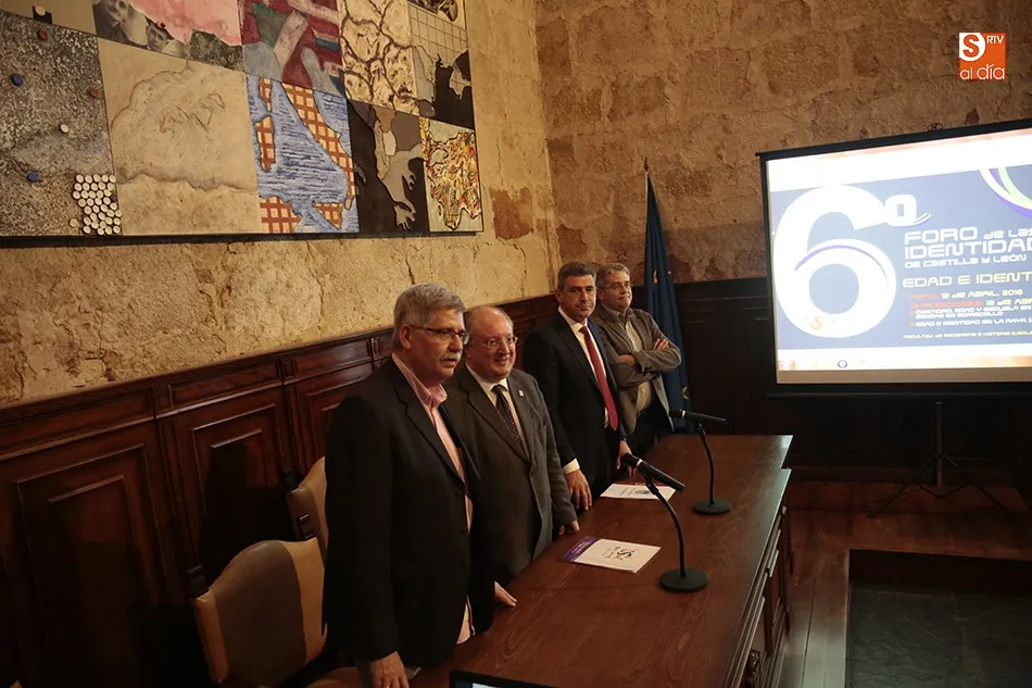 Foto 4 - El VI Foro de las Identidades atrae a los j&oacute;venes investigadores de la Castilla y Le&oacute;n