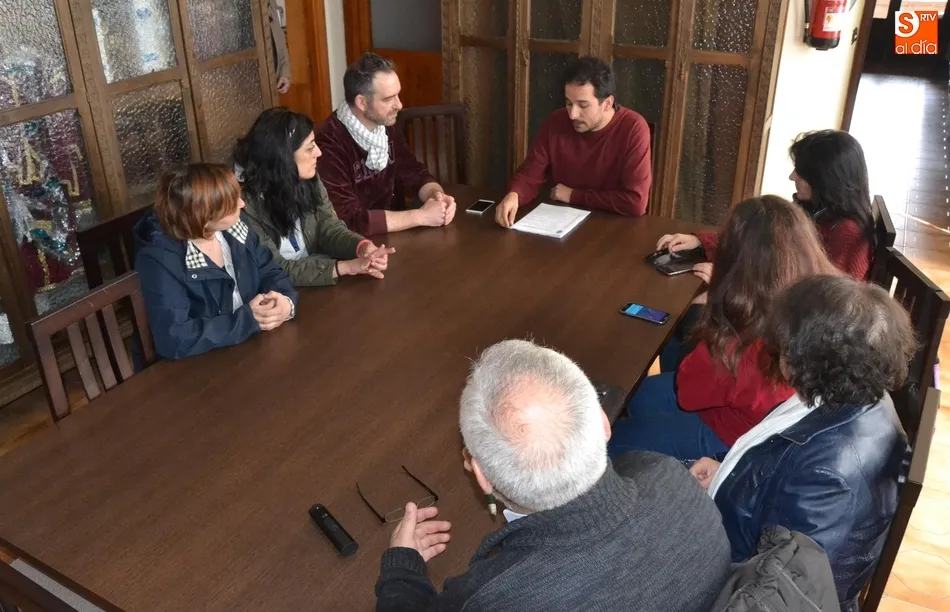 Foto 3 - El Ayuntamiento crea subvenciones dirigidas a asociaciones de padres y madres  