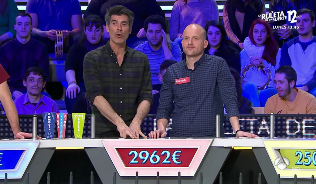 Un policía local de Ciudad Rodrigo gana casi 3.000€ en La Ruleta de la Suerte  