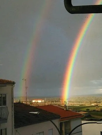 Foto 5 - Un precioso arco iris doble llama la atenci&oacute;n de los vecinos