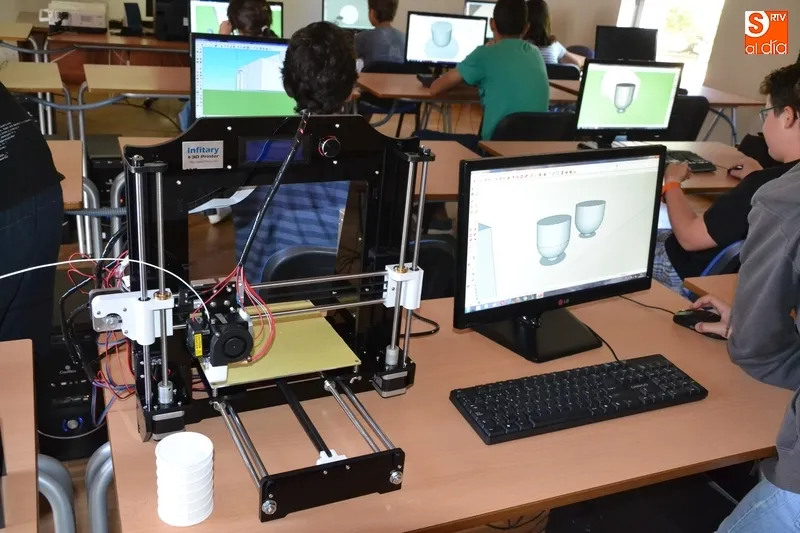 El Espacio i programa un nuevo taller gratuito de impresión 3D  