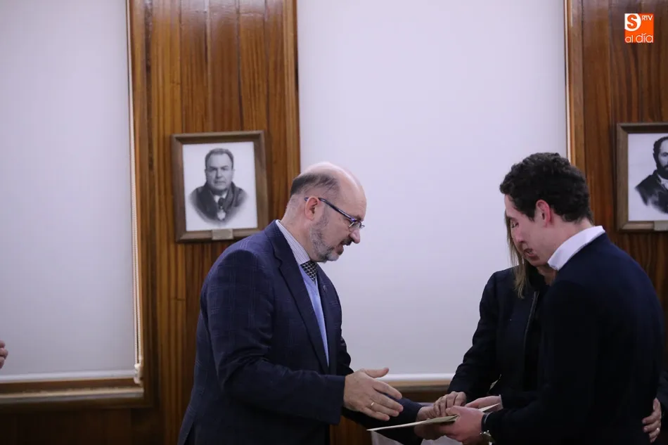 Foto 6 - Entrega de premios de la fase local de la Olimpiada de Qu&iacute;mica