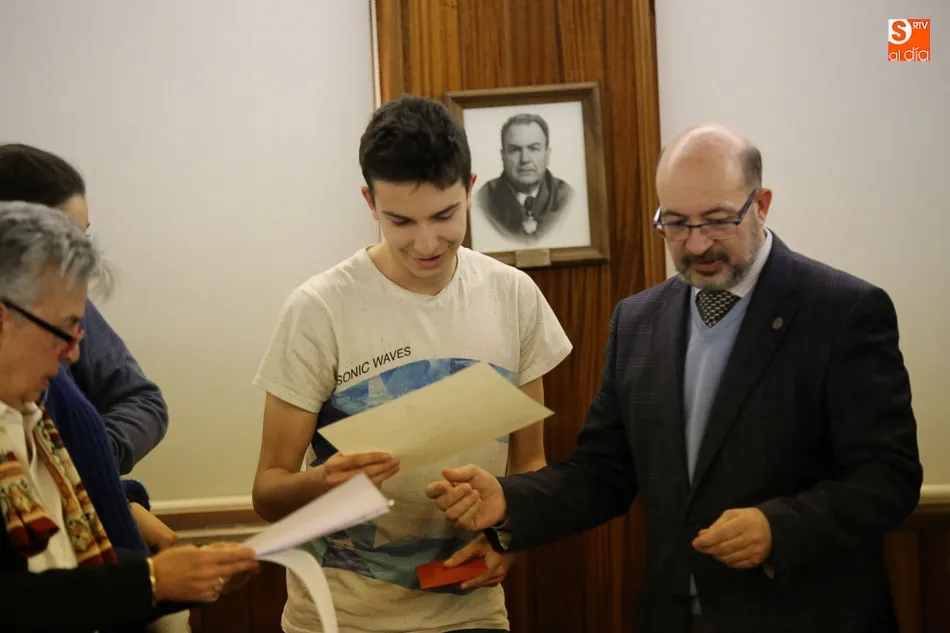 Foto 3 - Entrega de premios de la fase local de la Olimpiada de Qu&iacute;mica