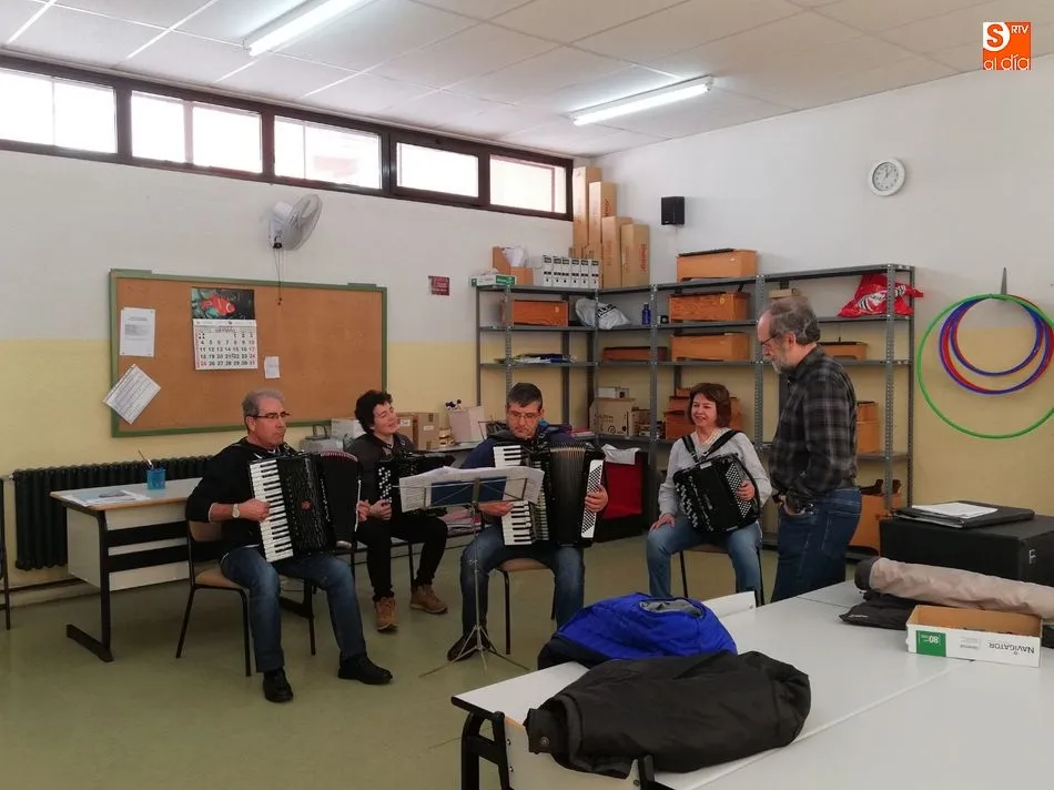 Foto 7 - La Escuela Municipal de M&uacute;sica y Danza &lsquo;Santa Cecilia&rsquo; apuesta por el acorde&oacute;n