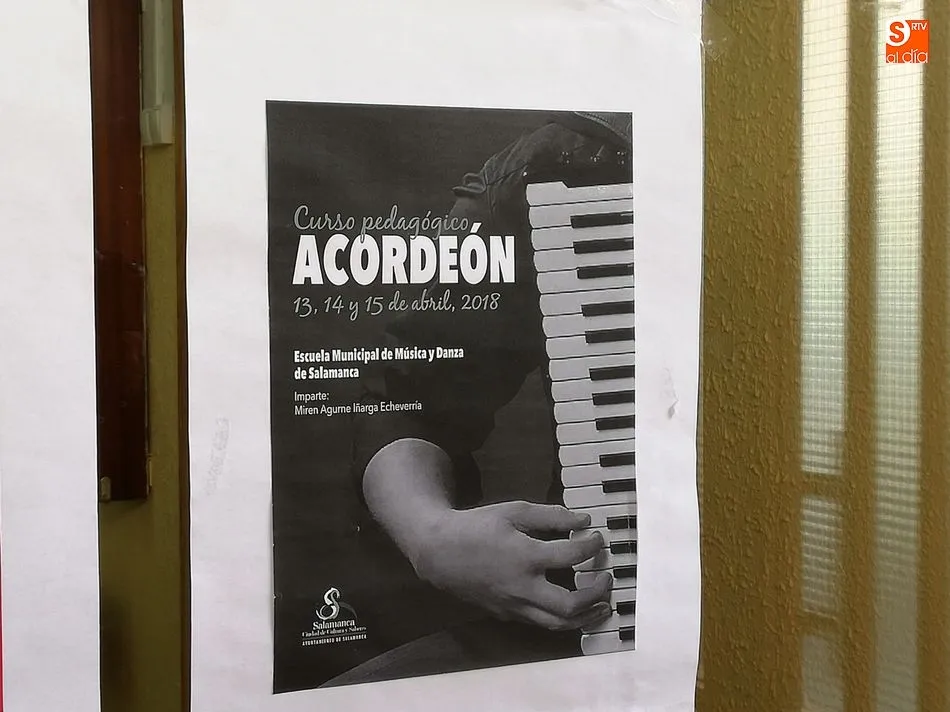 Foto 3 - La Escuela Municipal de M&uacute;sica y Danza &lsquo;Santa Cecilia&rsquo; apuesta por el acorde&oacute;n