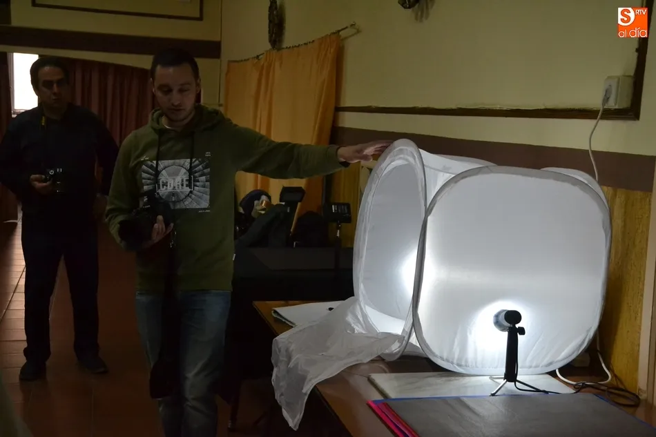Foto 4 - El curso de fotograf&iacute;a del Centro Social Aldea clausura su 4&ordf; edici&oacute;n  