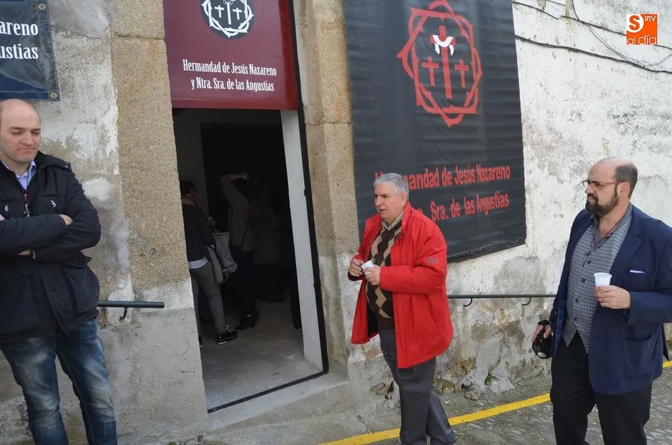 Foto 11 - La Hermandad de Jes&uacute;s Nazareno inaugura su nueva sede  