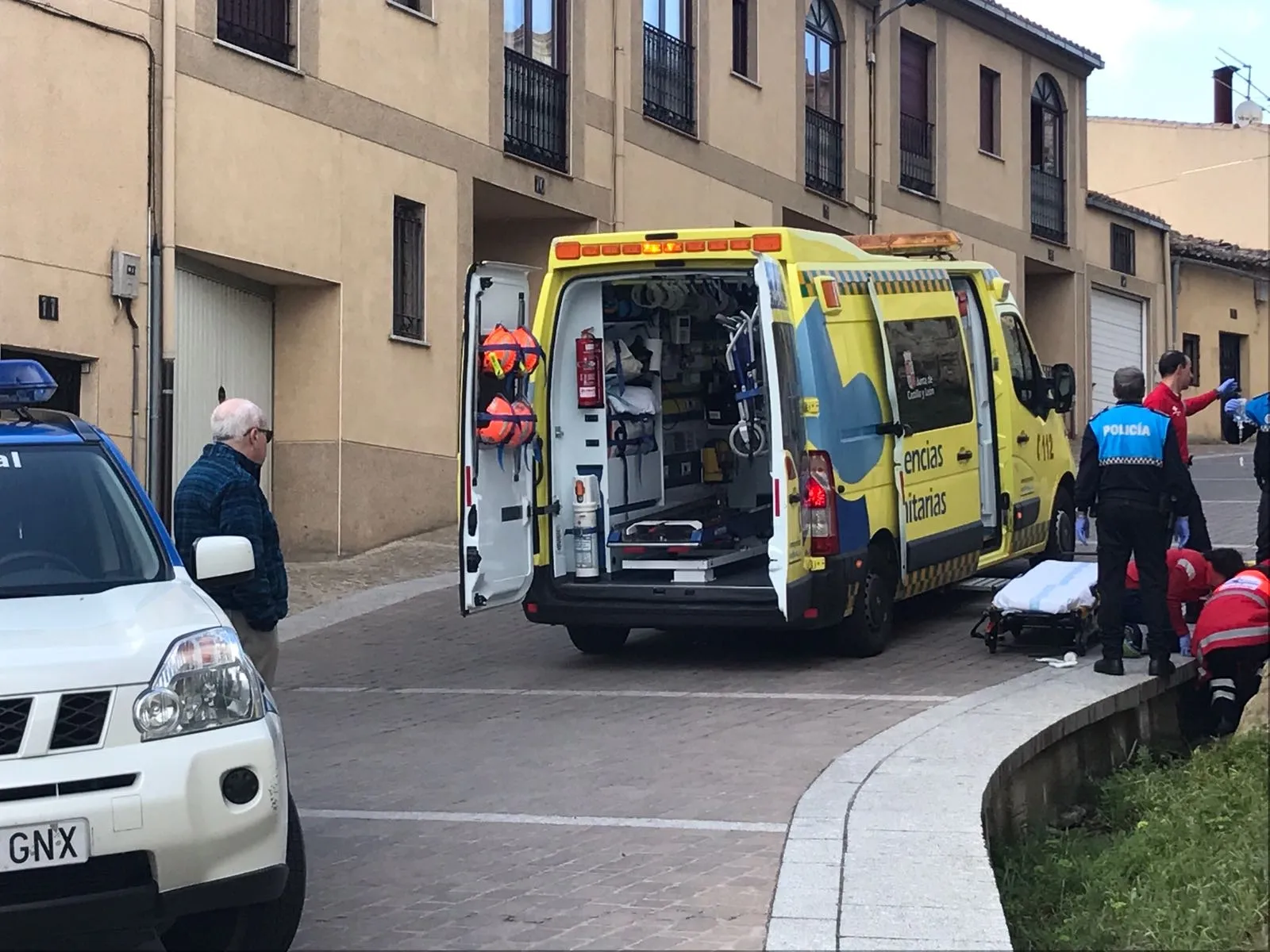 Foto 2 - Una ca&iacute;da en el casco urbano de Mir&oacute;briga manda al Hospital a un ciclista de 32 a&ntilde;os  