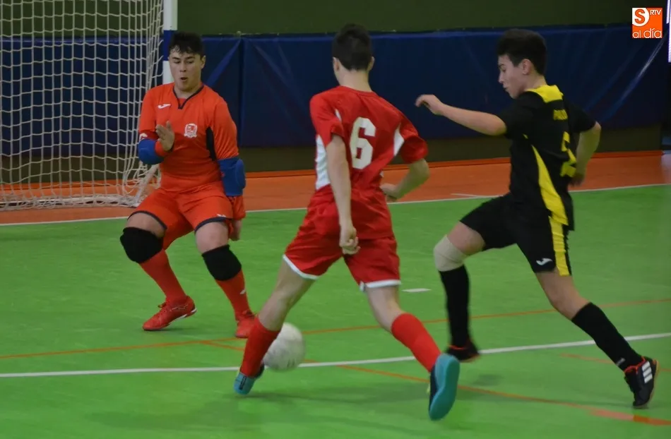Foto 19 - El Cadete del III Columnas se proclama campe&oacute;n bicomarcal con el expediente inmaculado  