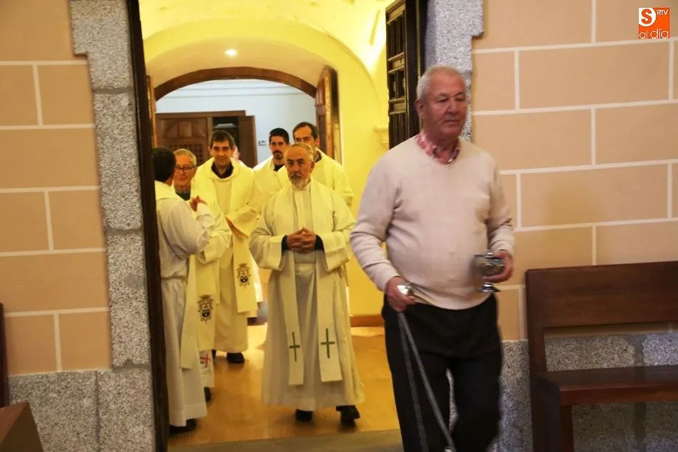 Foto 6 - Cuarenta peregrinos llegan a la villa ducal con el Jubileo Teresiano de Cofrad&iacute;as