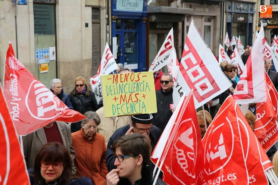 Foto 6 - Los pensionistas califican de "trampa&rdquo; la subida anunciada por Rajoy