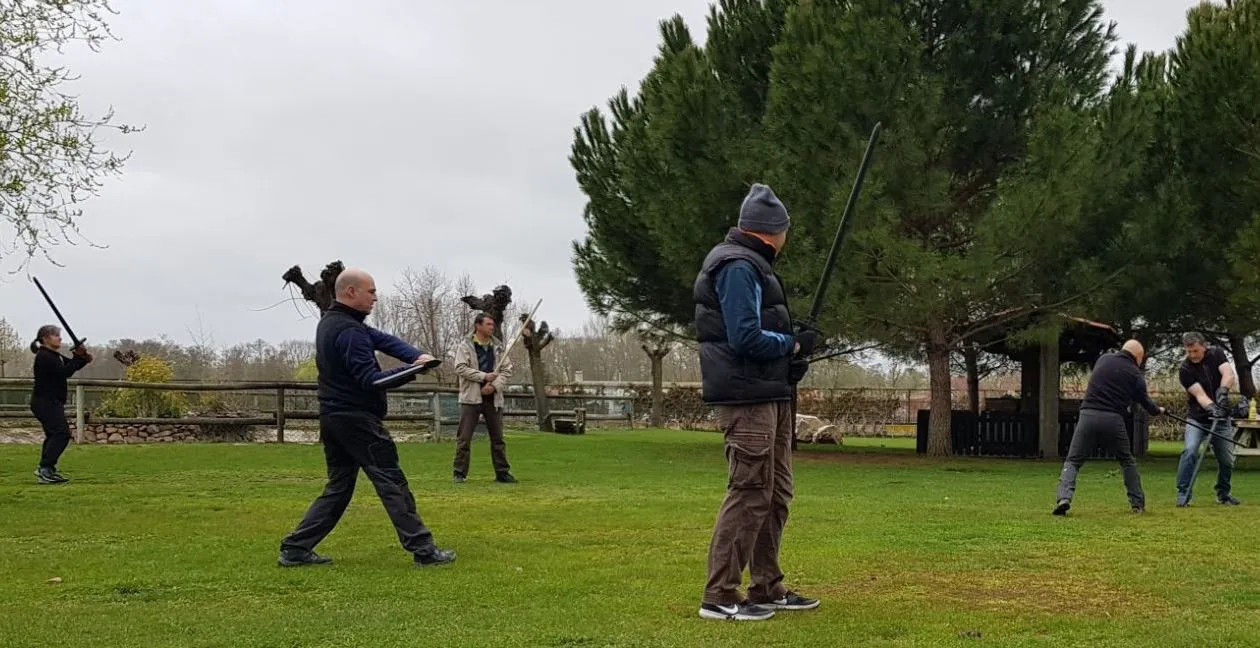 Rodericus inicia sus prácticas de esgrima de cara a la próxima Feria Medieval  