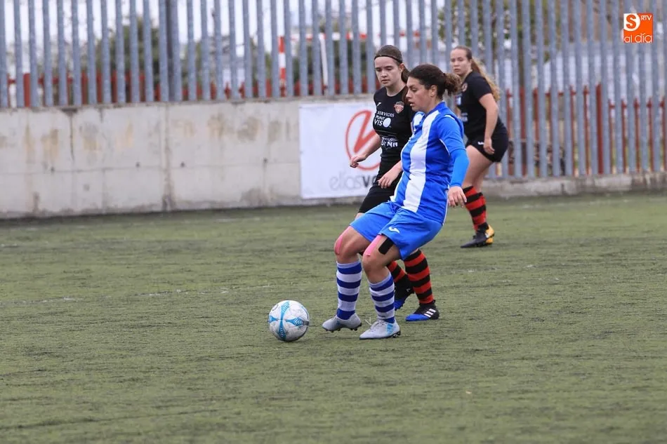 Foto 8 - El Navega se aferra a la Liga Nacional y Salamanca FF B y Sporting Garrido firman tablas en la...