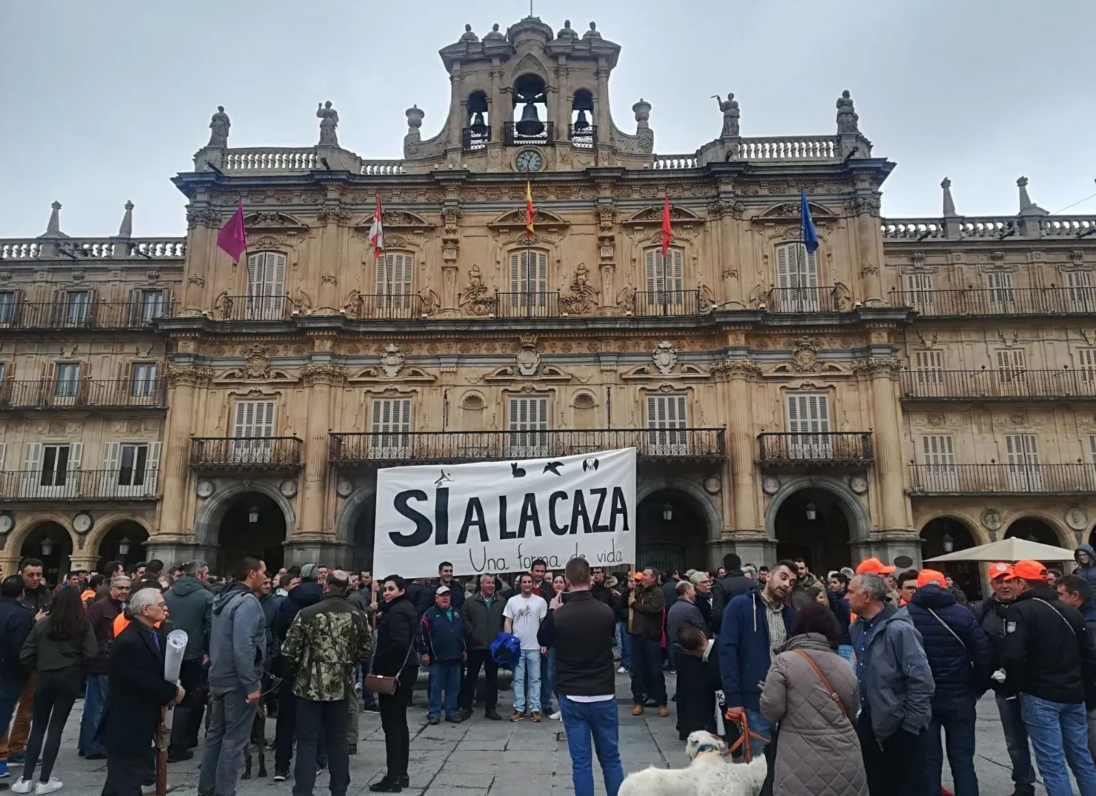 Varios mirobrigenses participan en Salamanca en la manifestación a favor de la caza  