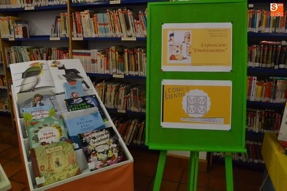 Foto 10 - La Biblioteca Municipal celebra el D&iacute;a del Libro con dos exposiciones y una lectura p&uacute;blica  