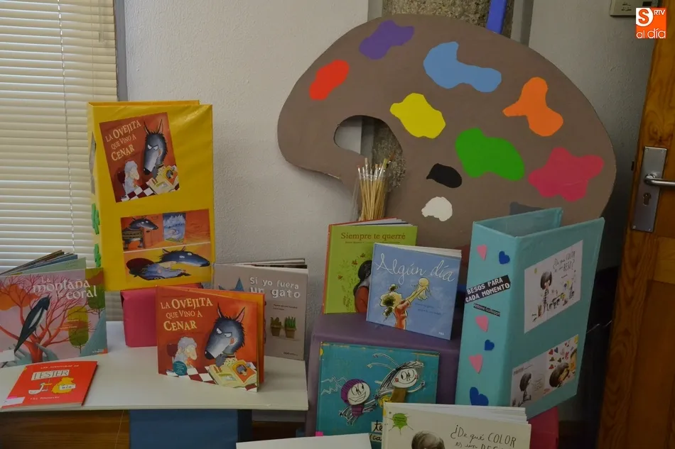 Foto 4 - La Biblioteca Municipal celebra el D&iacute;a del Libro con dos exposiciones y una lectura p&uacute;blica  