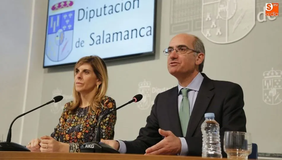 El presidente de la Diputación de Salamanca, Javier Iglesias, afirma que el empleo es una prioridad absoluta