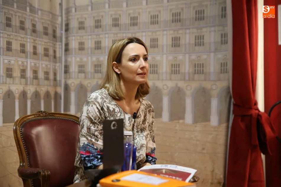 Foto 8 - Patricia Ram&iacute;rez presenta su nuevo libro en Salamanca  