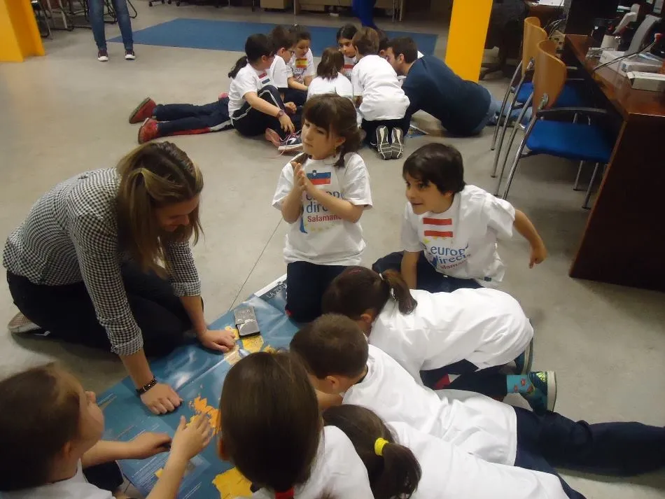 Foto 10 - Escolares salmantinos se acercan a la UE en el Centro Europe Direct
