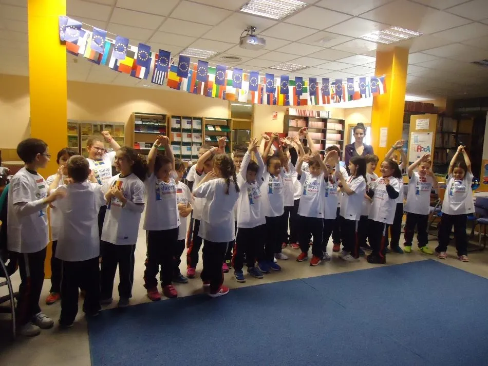 Foto 7 - Escolares salmantinos se acercan a la UE en el Centro Europe Direct