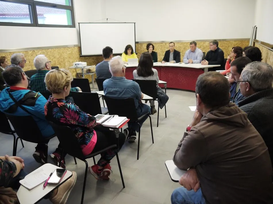 Foto 4 - El Ayuntamiento subvencionar&aacute; con 54.000 euros a las asociaciones del municipio  
