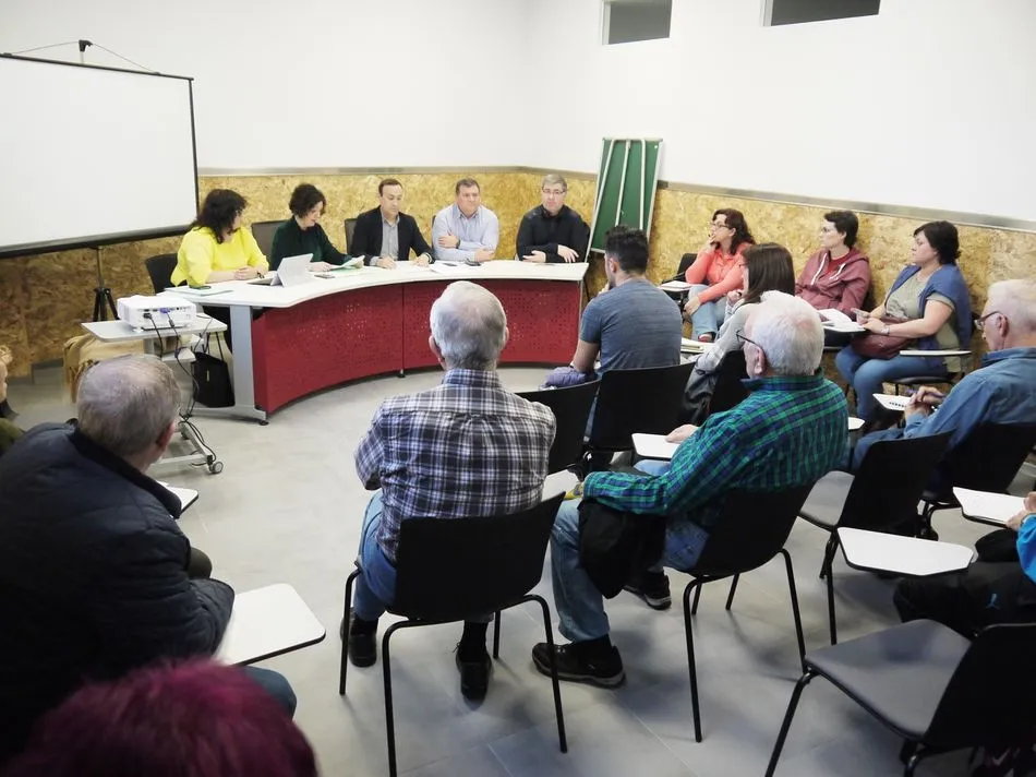 Foto 3 - El Ayuntamiento subvencionar&aacute; con 54.000 euros a las asociaciones del municipio  