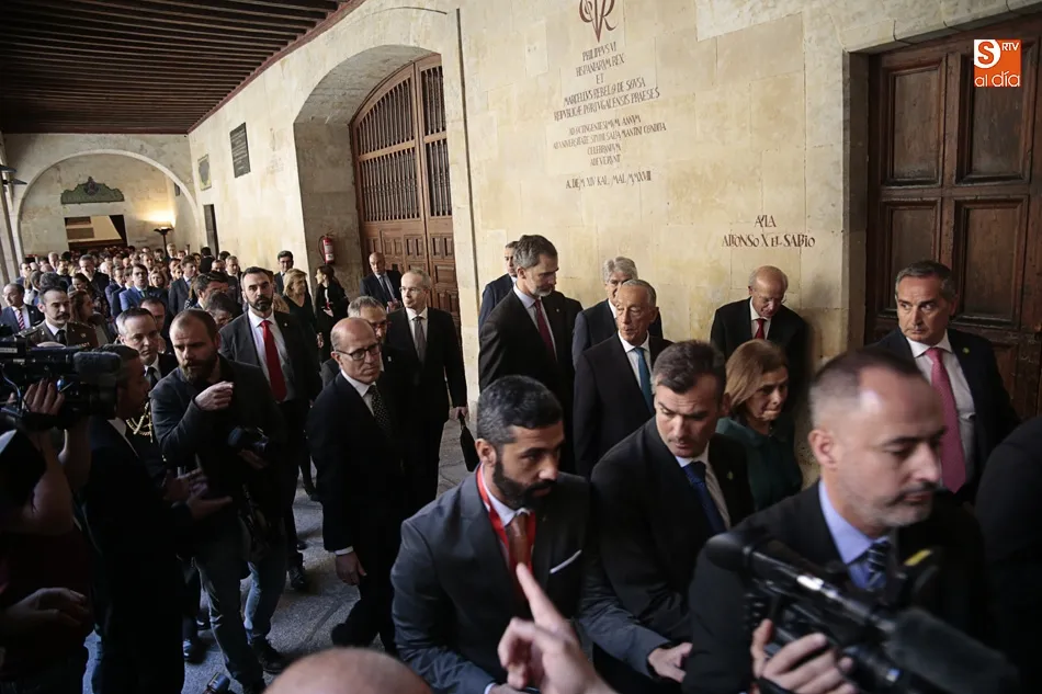 Foto 7 - Felipe VI defiende el legado hispano-luso para celebrar el VIII Centenario de la Universidad