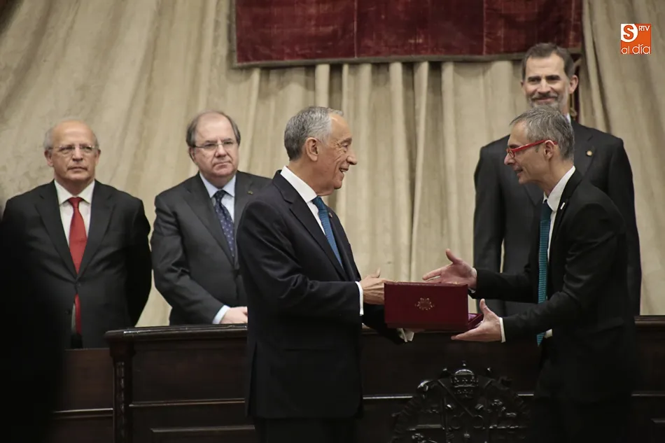 Foto 3 - Rivero resume la historia de la Universidad como &ldquo;800 a&ntilde;os de vocaci&oacute;n europea y 500 de...