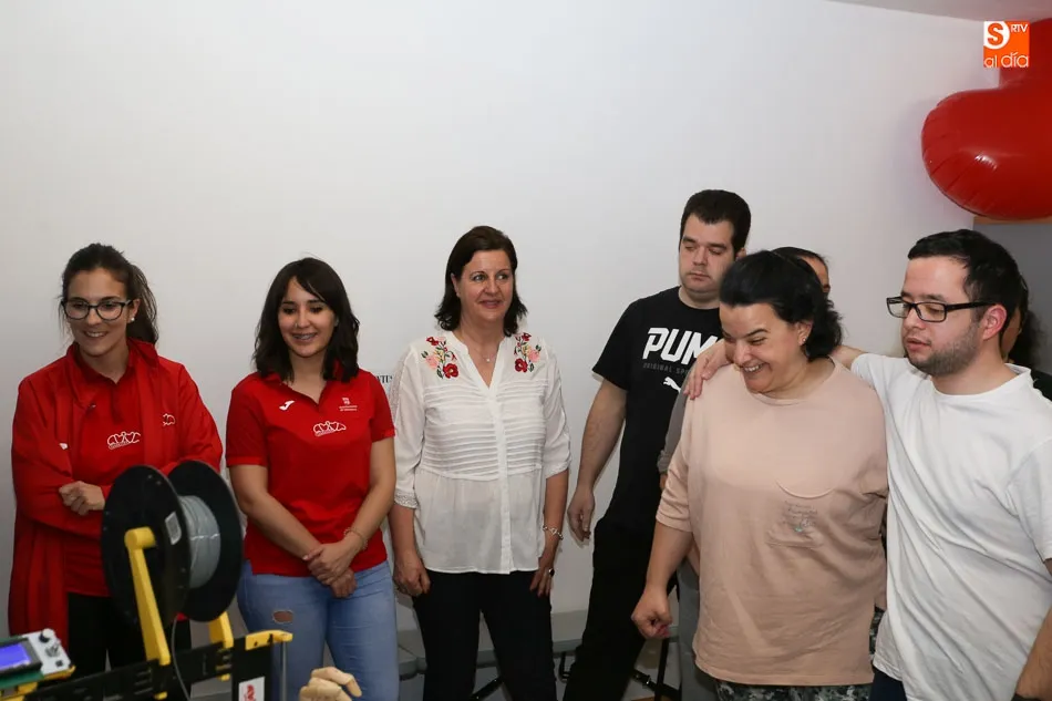 Foto 8 - El concejal de Juventud visita el proyecto &lsquo;Artentusmanos 1.0&rsquo; de AVIVA  