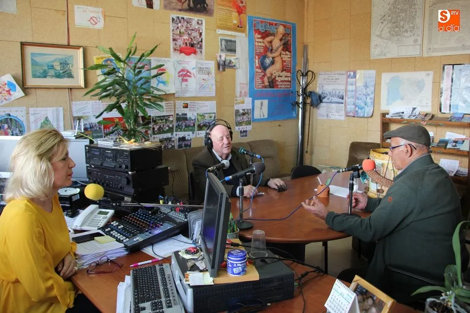 Foto 4 - Arcadio Vicente y Jorge Sousa, la tradici&oacute;n del tamborilero contin&uacute;a  