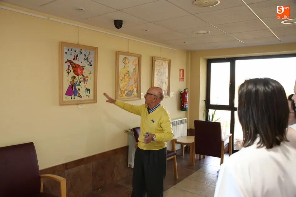 Foto 4 - Francisco Bautista expone su obra pict&oacute;rica en el Residencial la Vega
