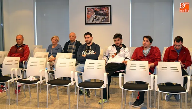 El Ayuntamiento develaba hoy en la comisión de peñas los nombres de conciertos, verbenas y algunos datos ya confirmados del programa de Ferias y Fiestas 2018