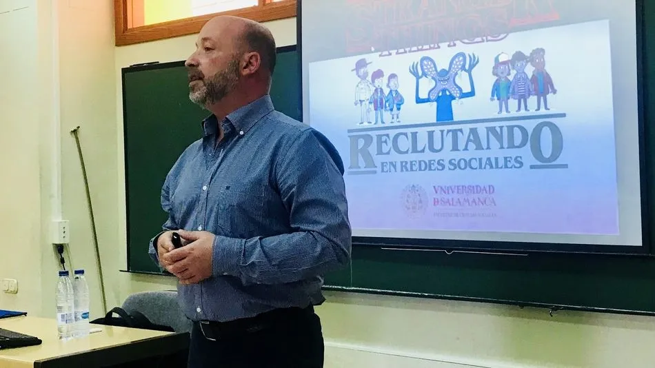 Victor Candel, reclutador 2.0, en una charla con alumnos del Grado de Relaciones Laborales y Recursos Humanos de la Universidad de Salamanca