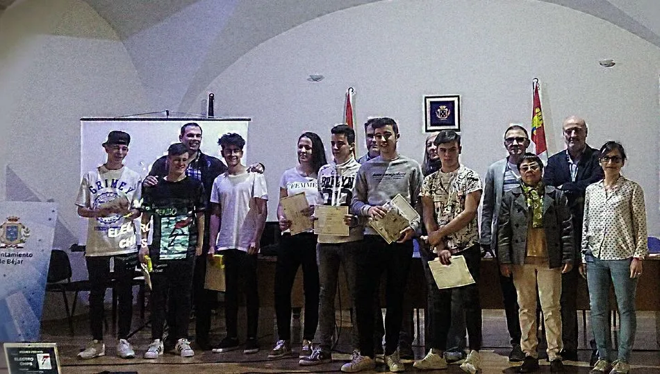 Alumnos de 4º de la ESO del IES Rámón Olleros, ganadores del concurso de la Diputación de Salamanca