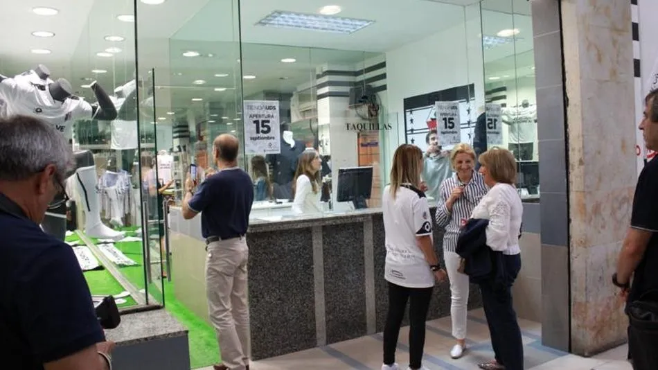 La Boutique de la UDS, el día de la reapertura.