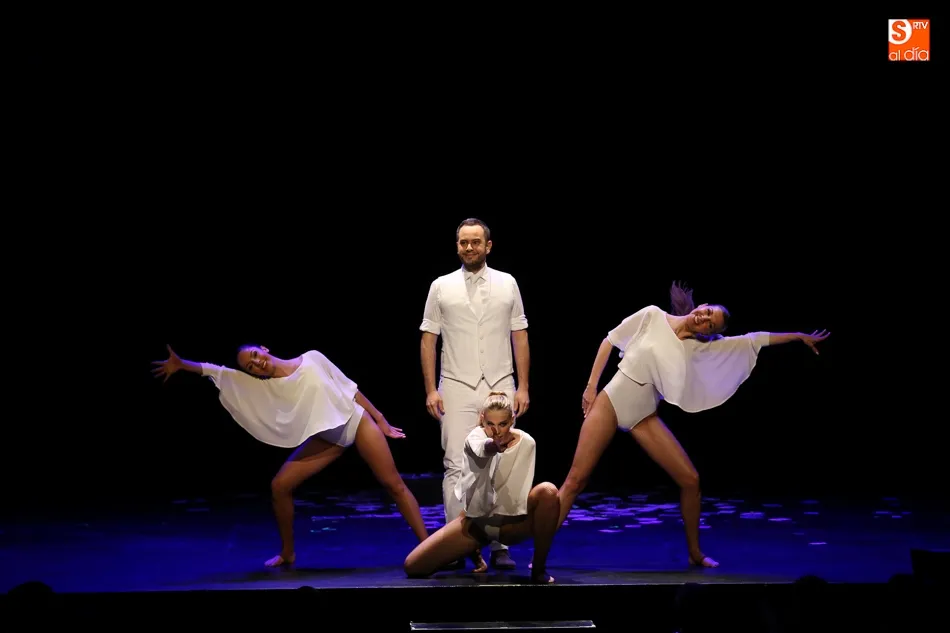 Foto 2 - Jorge Blass sorprende al p&uacute;blico del Liceo con su espect&aacute;culo &lsquo;Palabra de mago&rsquo;