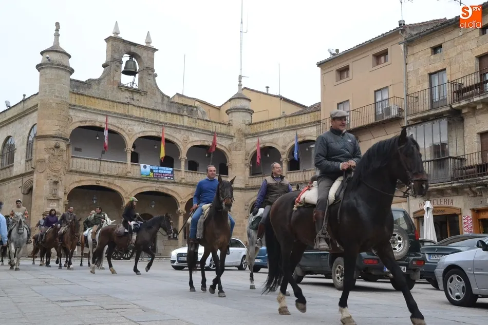 Foto 9 - La VIII Ruta Ecuestre de las Fortificaciones inicia su camino con 24 jinetes en liza  