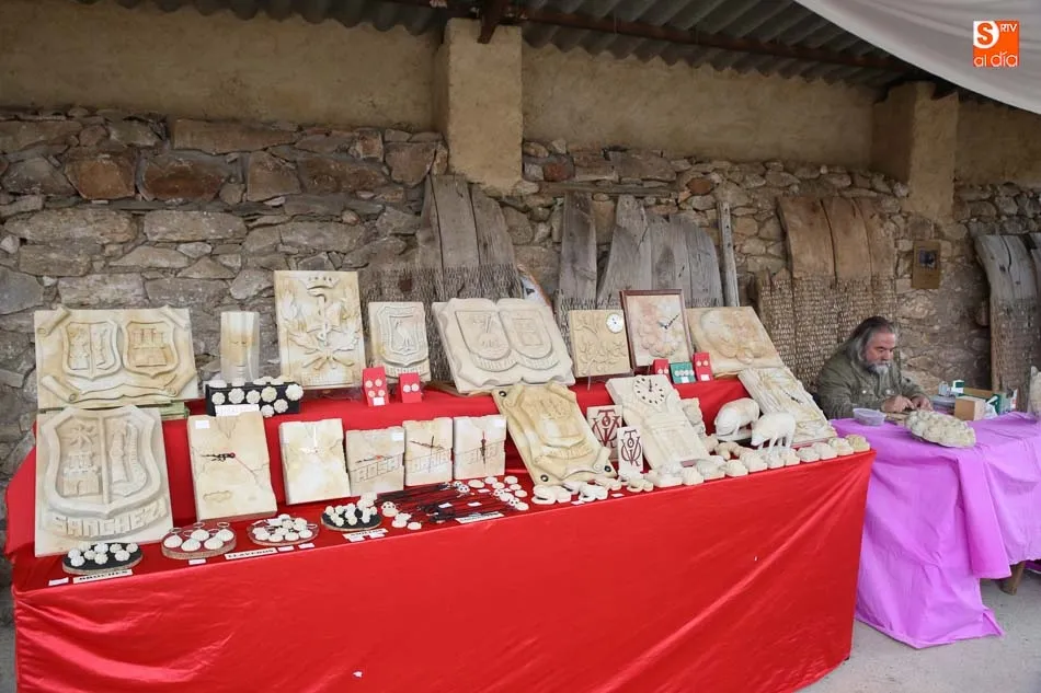 Foto 8 - Morille despliega su Fiesta de los Comuneros con un vistoso mercado artesano