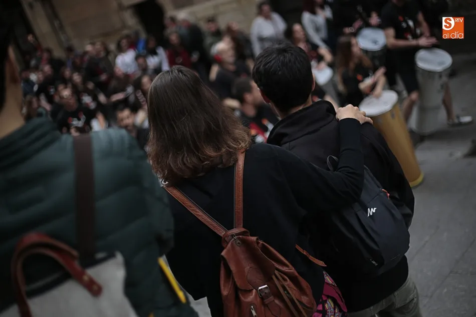 Foto 10 - Cinco batucadas conquistan el centro de la ciudad con sus ritmos brasile&ntilde;os