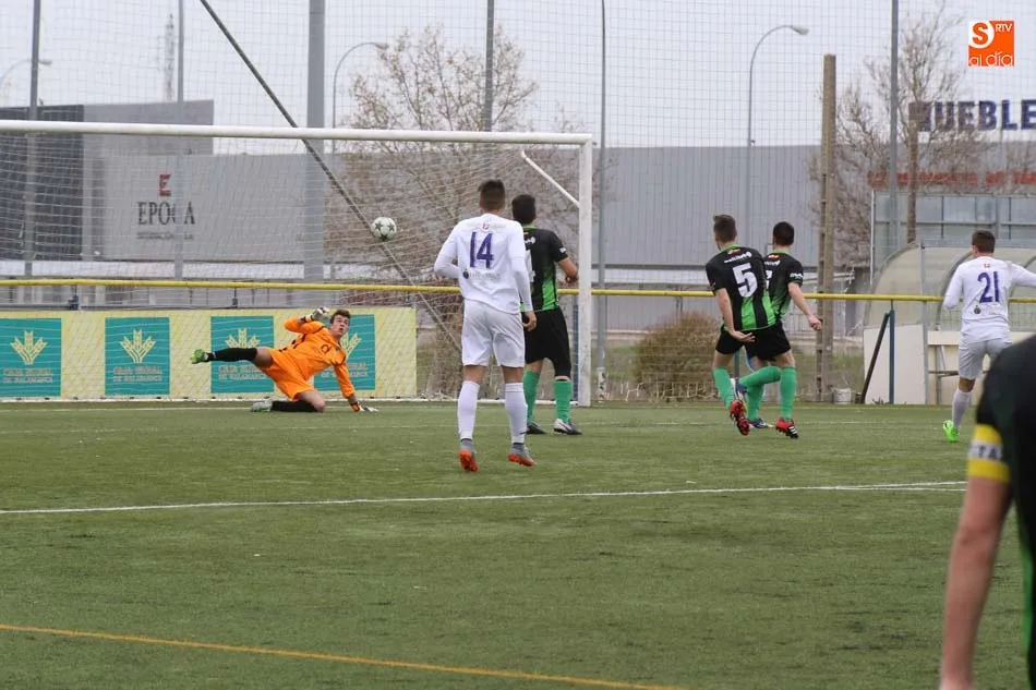 Foto 3 - El Ribert no tiene piedad del Jai Alai y sigue firme hacia el ascenso (9-0)