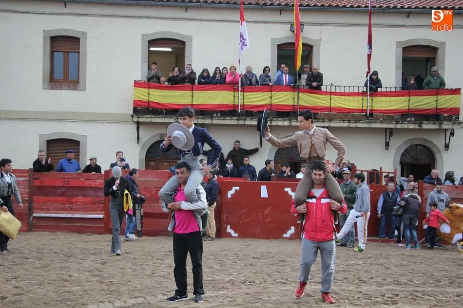 Foto 7 - Tarde taurina en honor a San Jorge en Olmedo de Camaces  